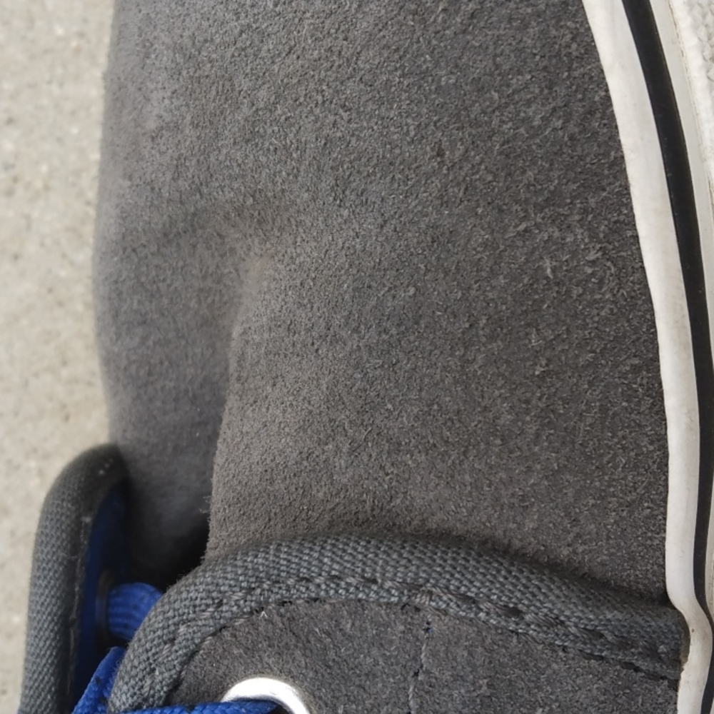 Vans - Picture 3 of 4